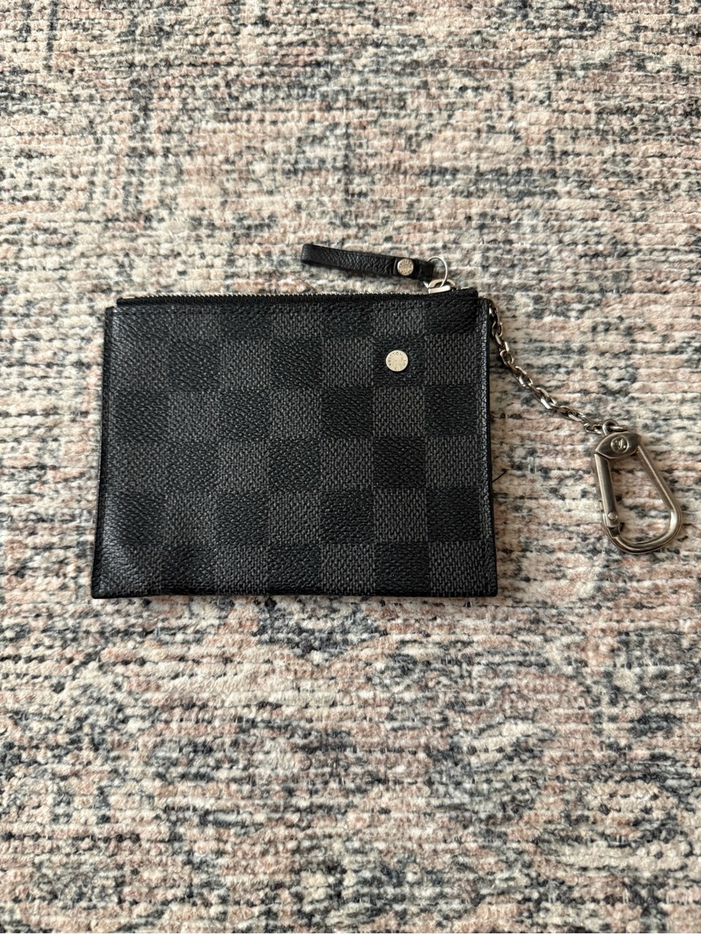 Louis Vuitton Black Checkered Zip Card Pouch with Key Clip - Picture 5 of 10